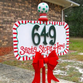 How to make your own "Santa Stops Here" street address sign