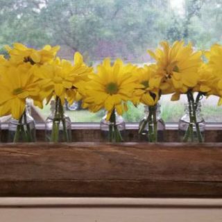 reclaimed wood flower boxes DIY