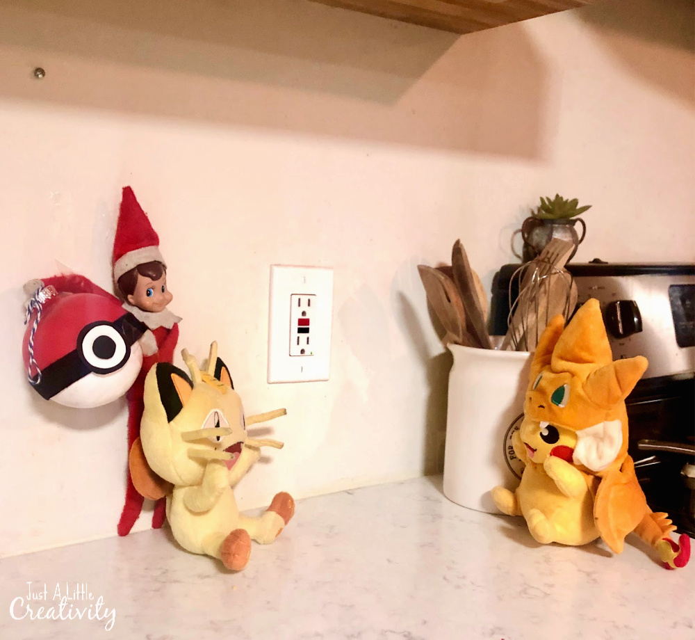 PokemonGo meets Elf on the Shelf